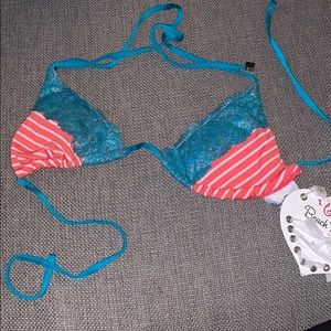 Sexy BEACH BUNNY SWIMMING TOP💙